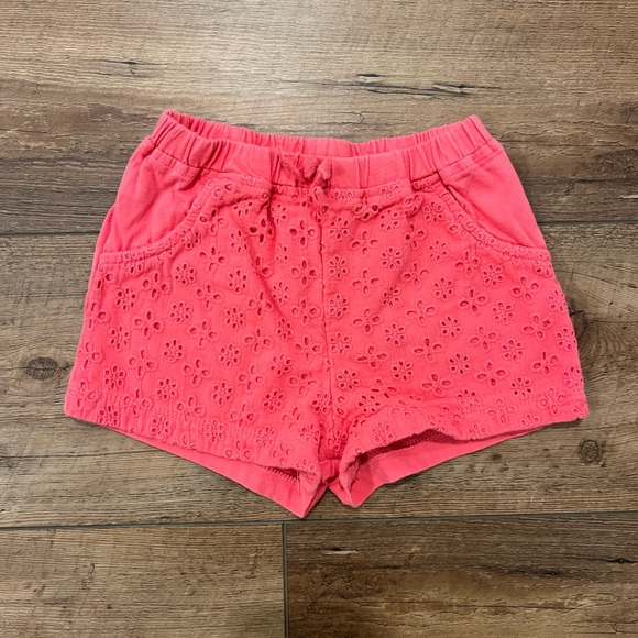 Bundle of Two Baby Girl Shorts, 24 months and 2T - Picture 7 of 10